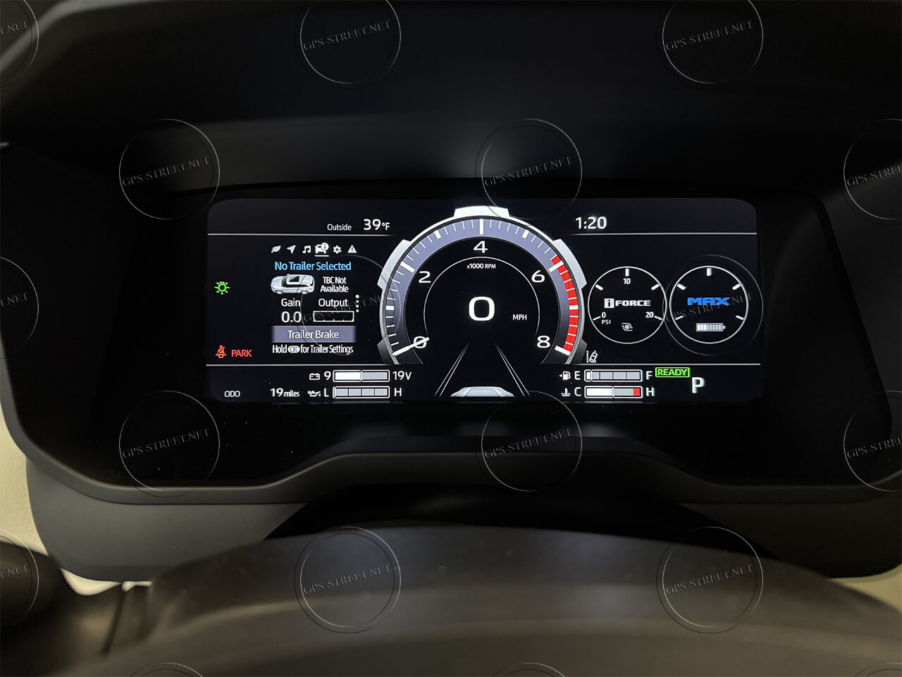 rusifikaciya-toyota-sequoia